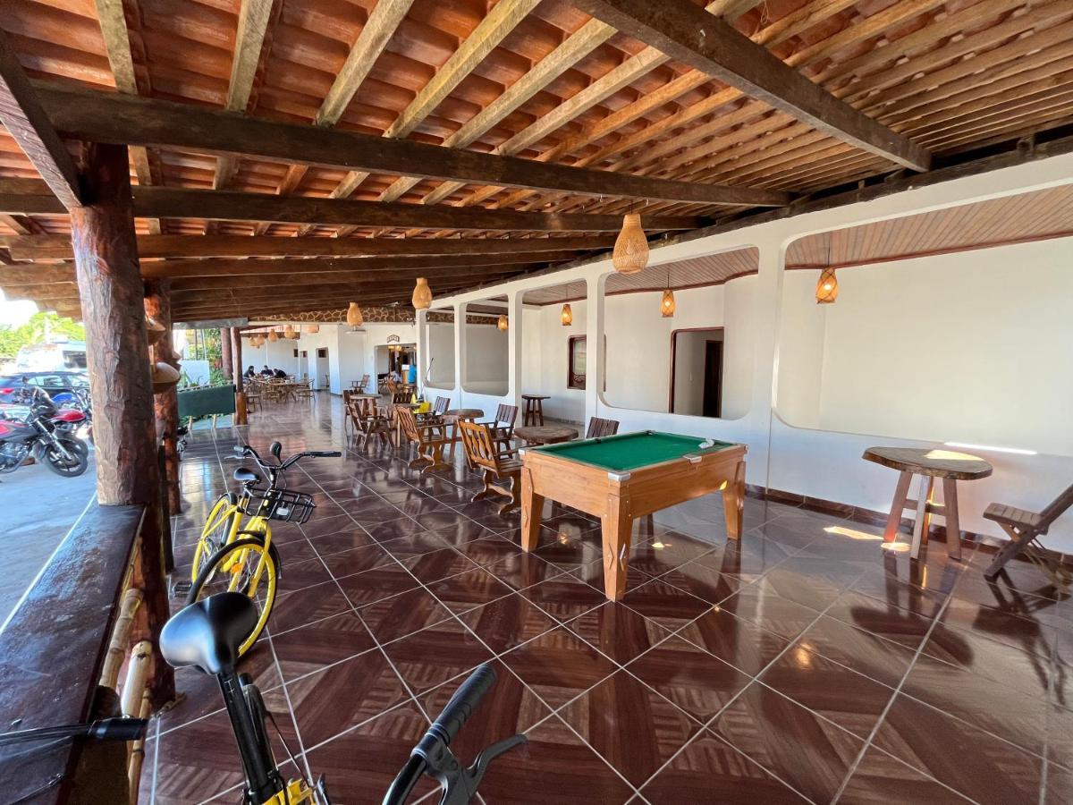 Local Hostel Ново Айрао Екстериор снимка