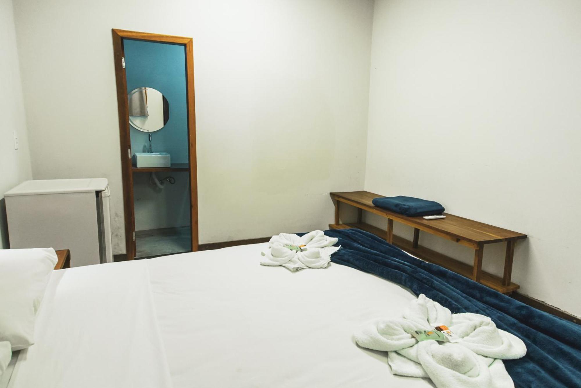 Local Hostel Ново Айрао Екстериор снимка