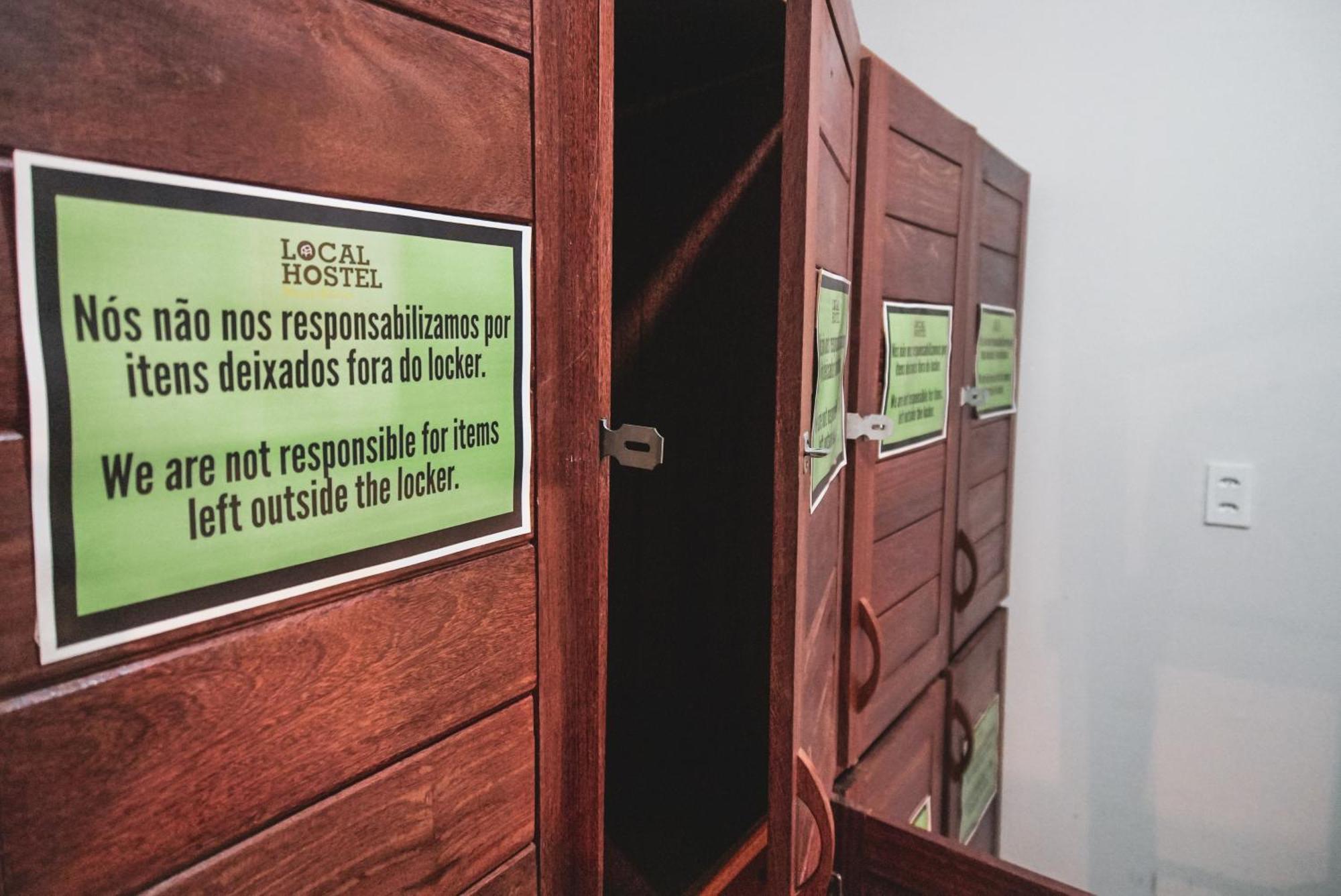 Local Hostel Ново Айрао Екстериор снимка